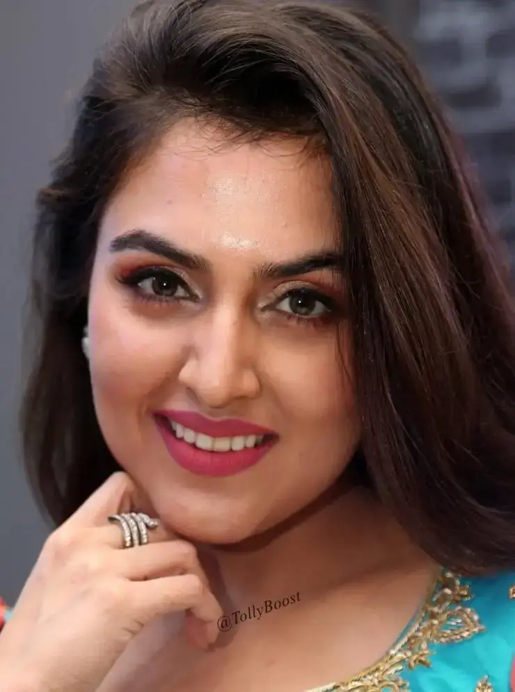 Gorgeous Indian TV Girl Ananya Soni Smiling Face Close Up